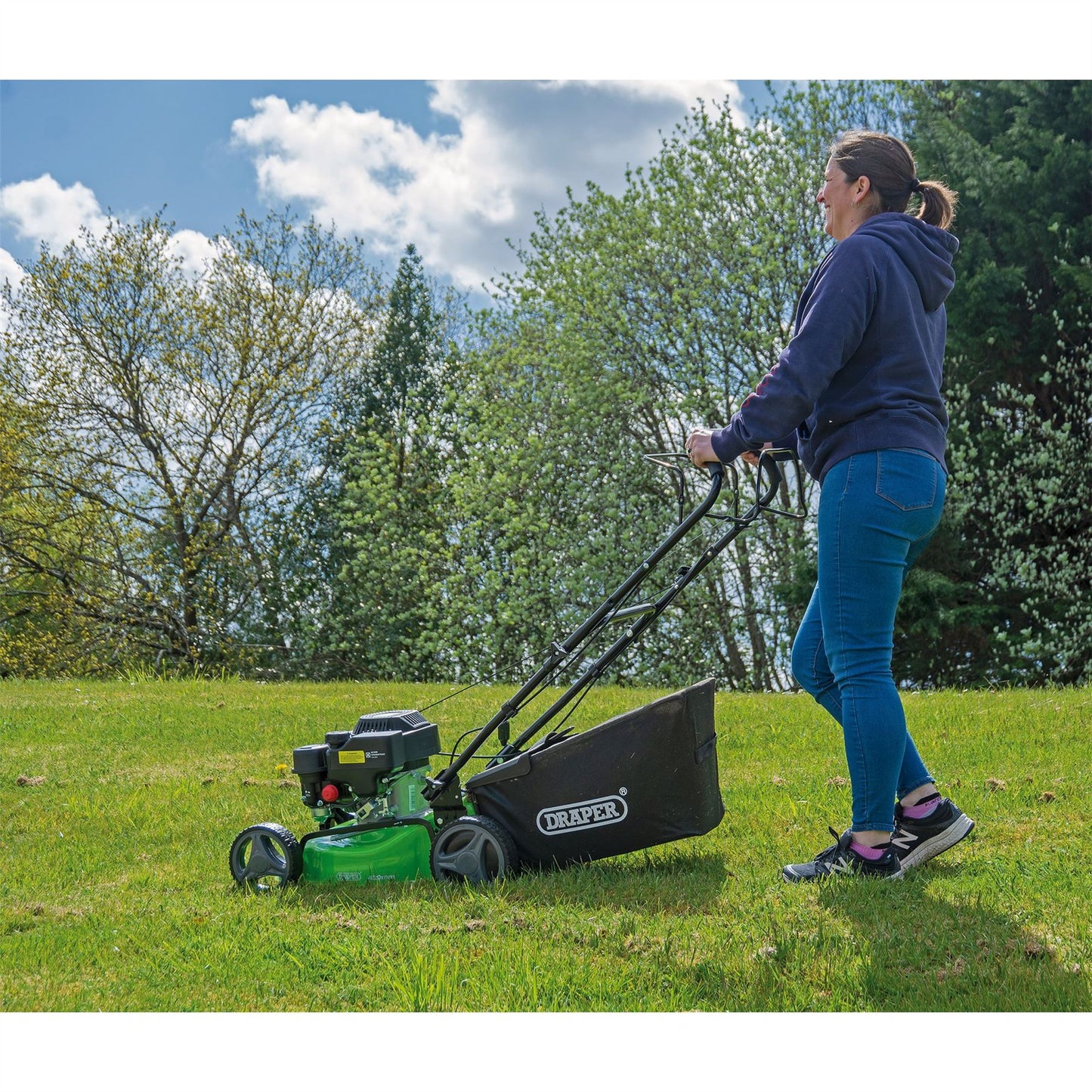 Draper Steel Deck Petrol Lawn Mower, 420mm, 132cc/3.3HP LMP410SP (8671) - 08671