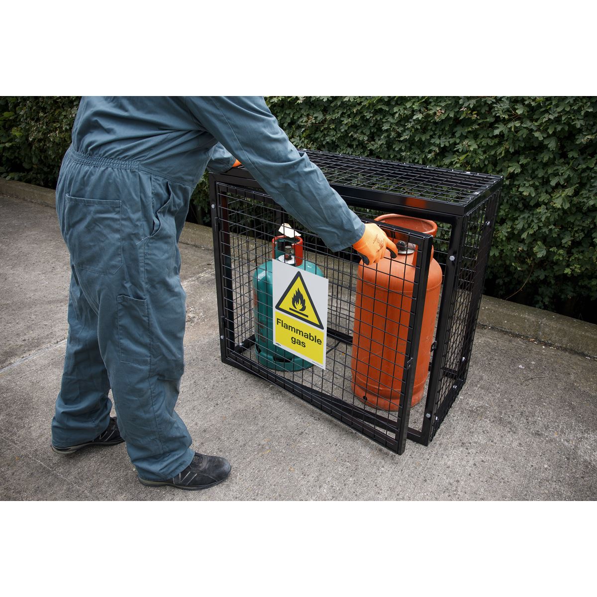 Worksafe Warning Safety Sign - Flammable Gas - Rigid Plastic SS59P1