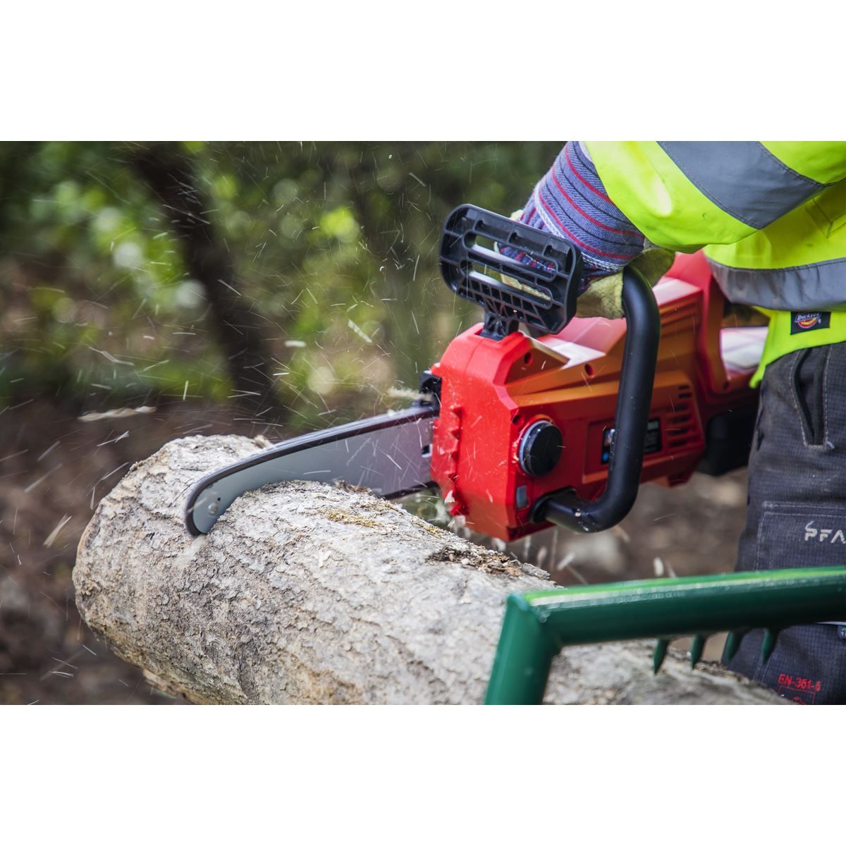 Sealey Cordless Chainsaw 20V SV20 Series 25cm - Body Only CP20VCHS