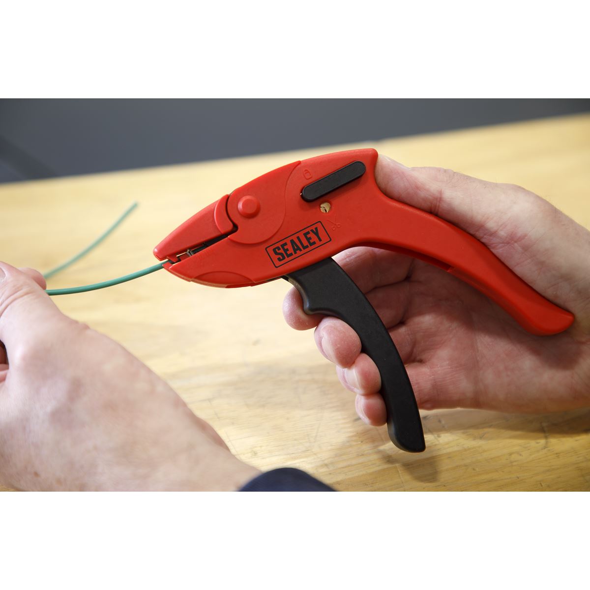 Sealey Pistol Grip - Automatic Wire Stripping Tool AK2269