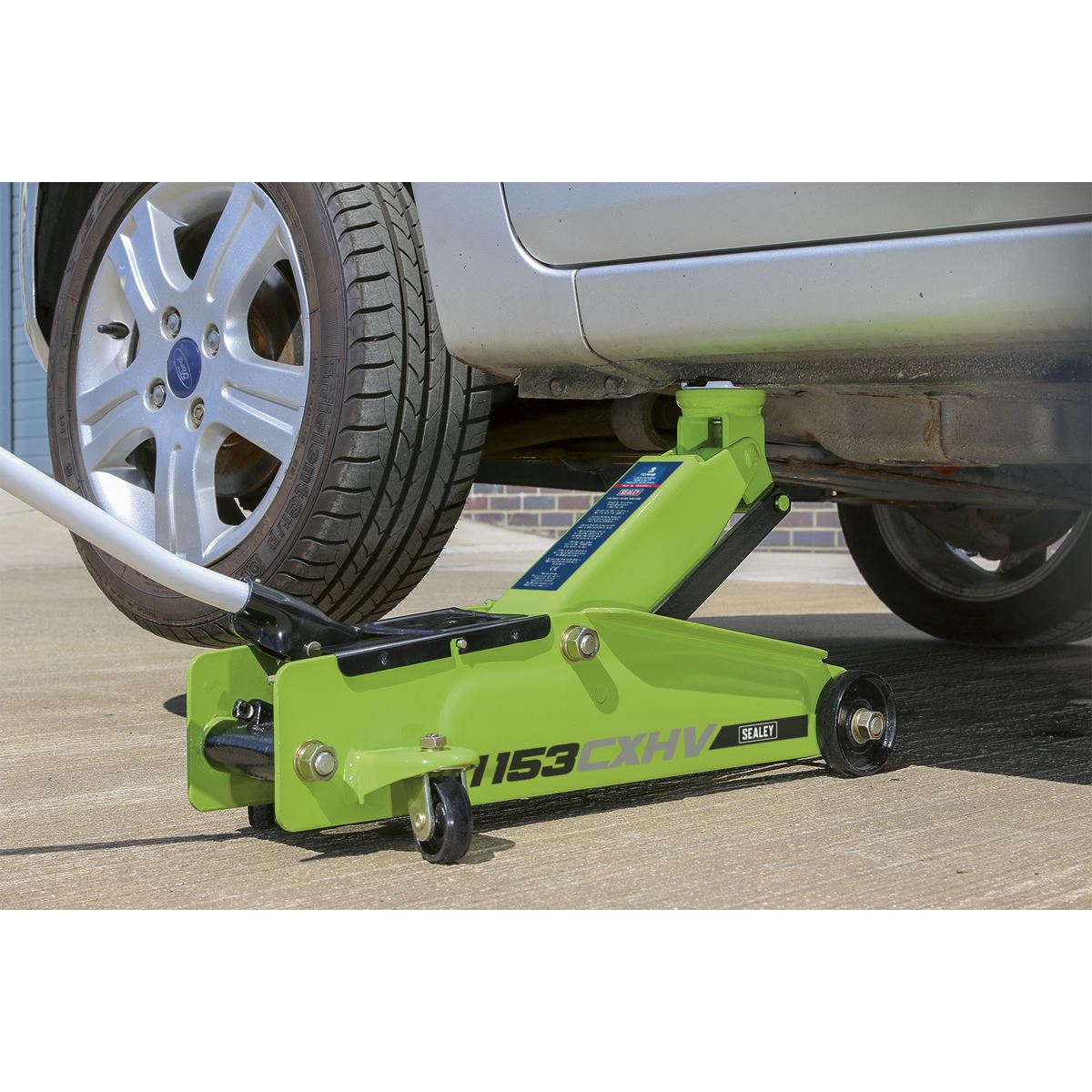 Sealey Trolley Jack 3 tonne Long Chassis Heavy-Duty Hi-Vis 1153CXHV