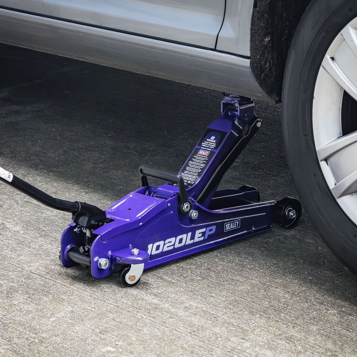 Sealey Low Profile Short Chassis Trolley Jack 2 Tonne - Purple 1020LEP