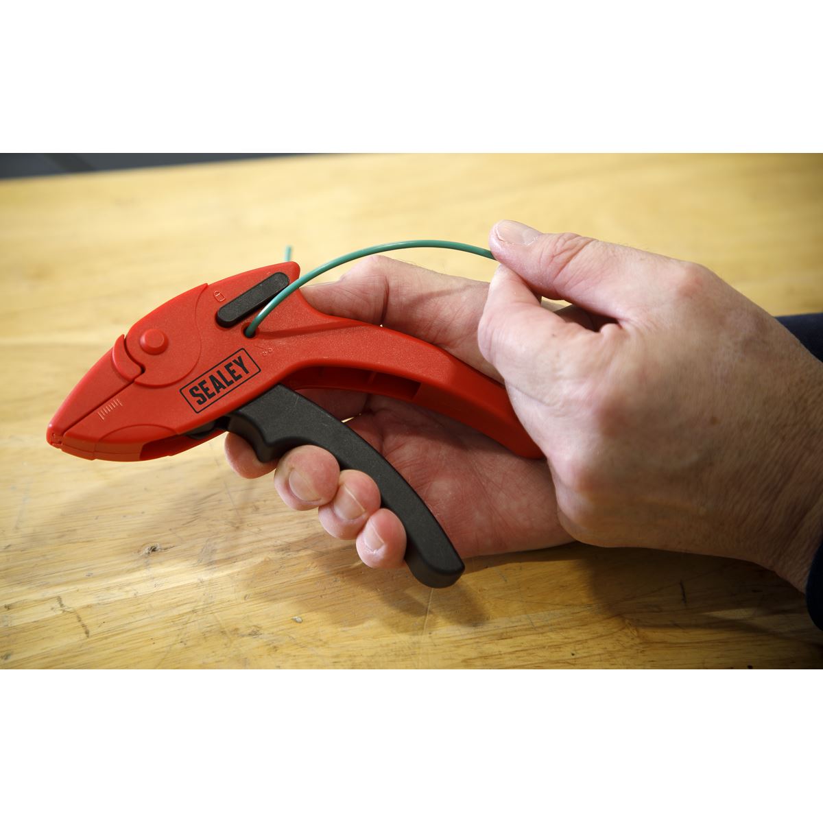 Sealey Pistol Grip - Automatic Wire Stripping Tool AK2269