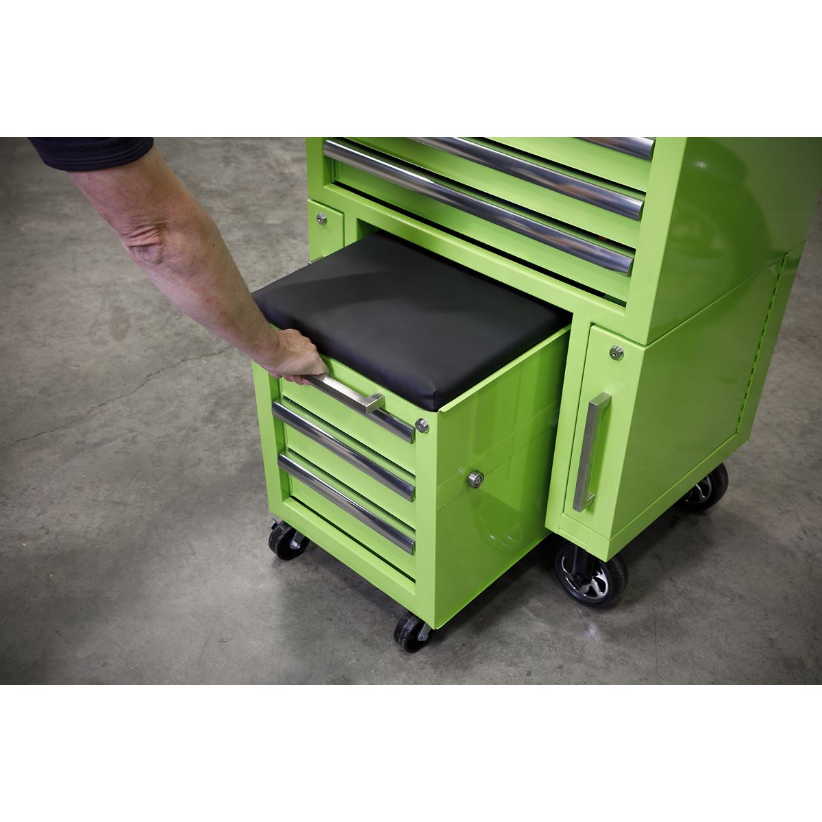 Sealey Rollcab 3 Drawer & Utility Seat AP556CSHV