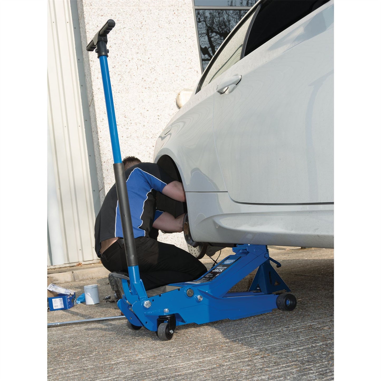 Draper Expert Professional Low Entry Twin Piston 3 Tonne Trolley Jack 01106