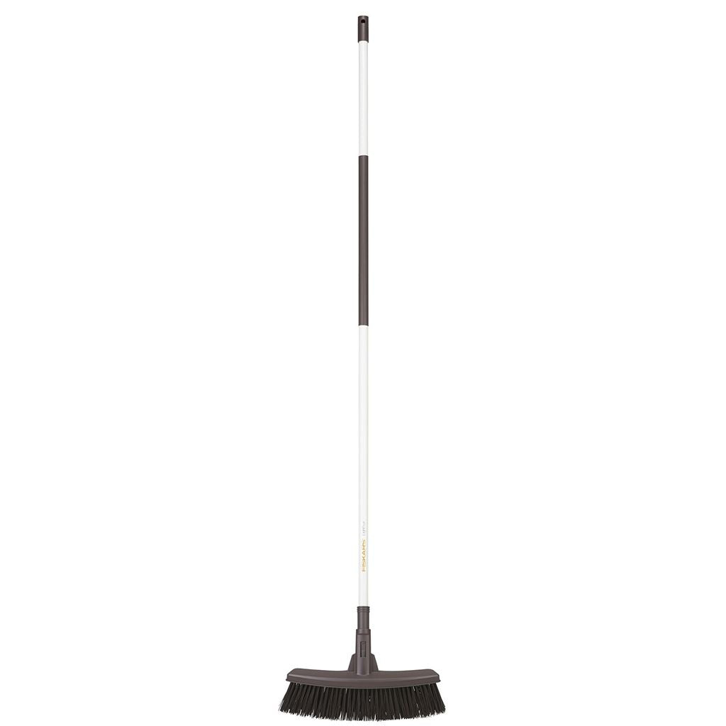 Fiskars Patio Broom, white