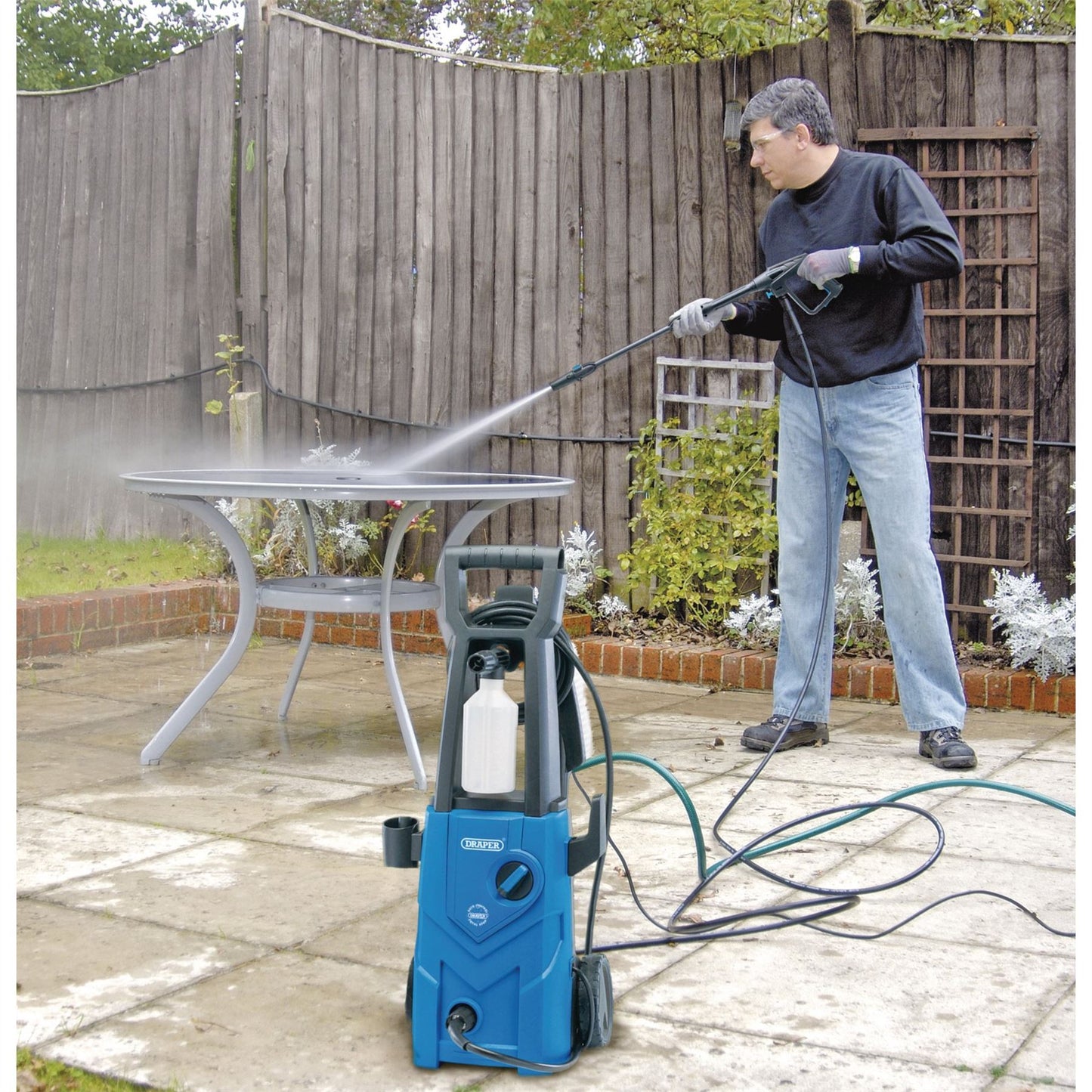 Draper 98676 230V Pressure Washer (135bar) Lightweight With 5 Metre Cable