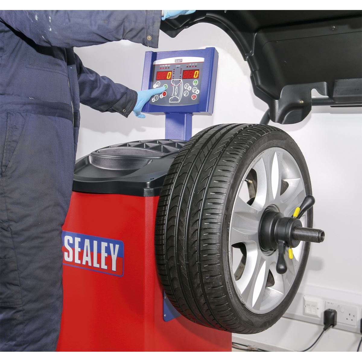 Sealey Wheel Balancer - Semi-Automatic WB10