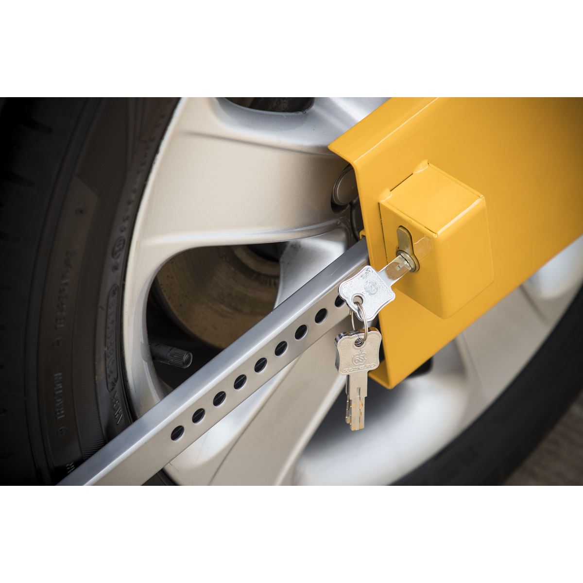 Sealey Wheel Clamp with Lock & Key PB397