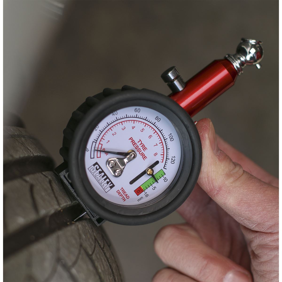 Sealey Tyre Pressure Gauge with Tread Depth Gauge 0-8bar(0-120psi) TSTPDG01