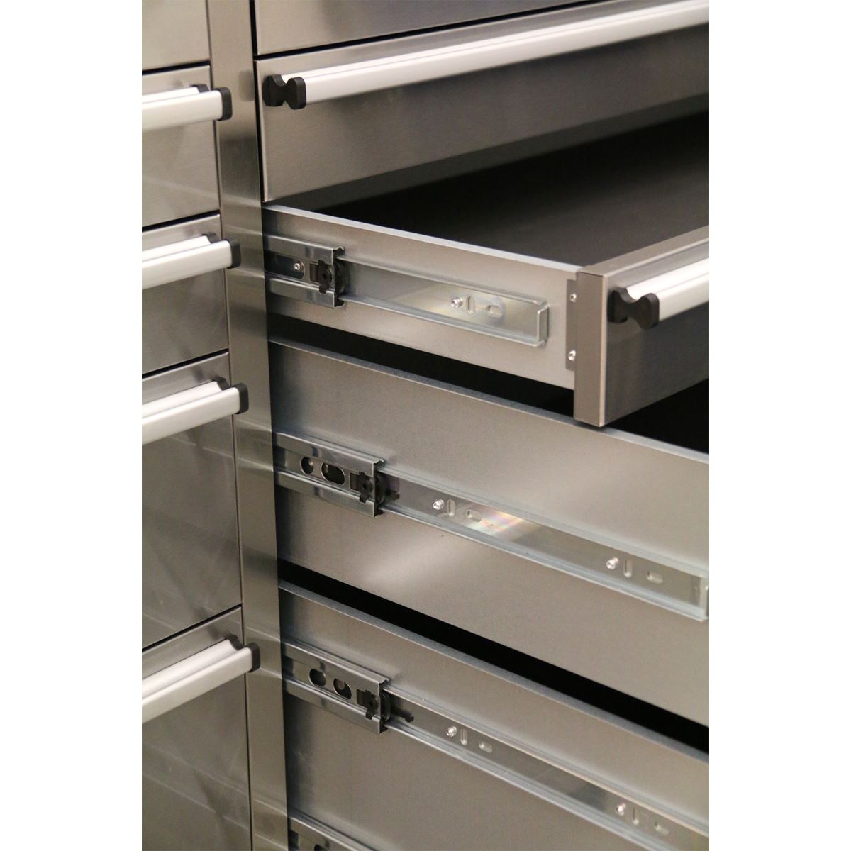 Premier Mobile Stainless Steel Tool Cabinet 10 Drawer with Backboard & 2 Wall Cupboards AP5520SS