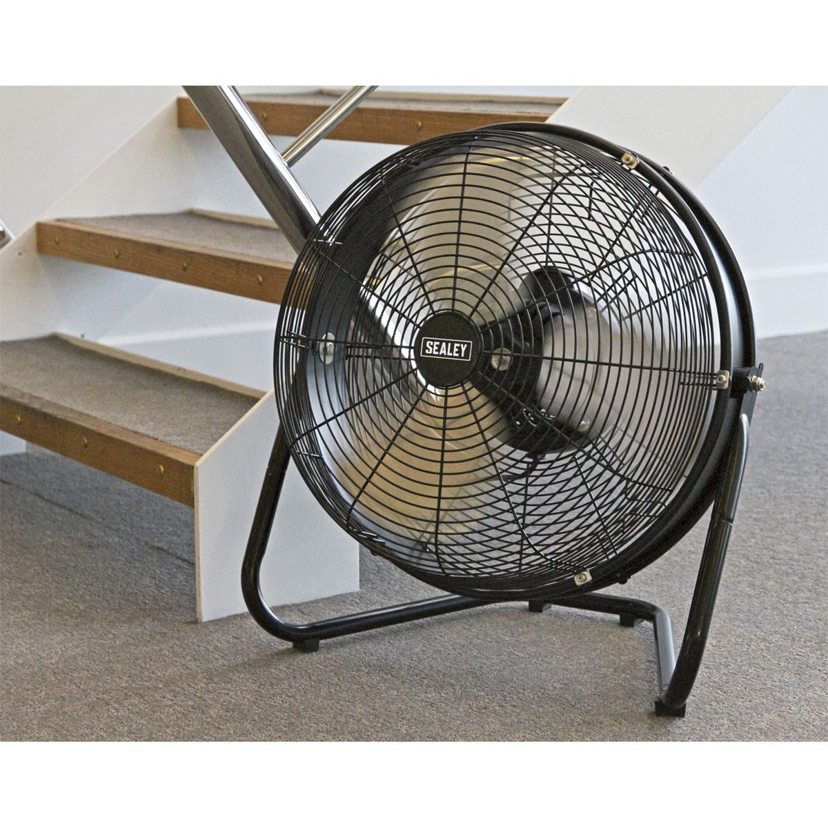 Sealey Ind High Velocity Floor Fan with Internal Oscillation 18" HVF18IS