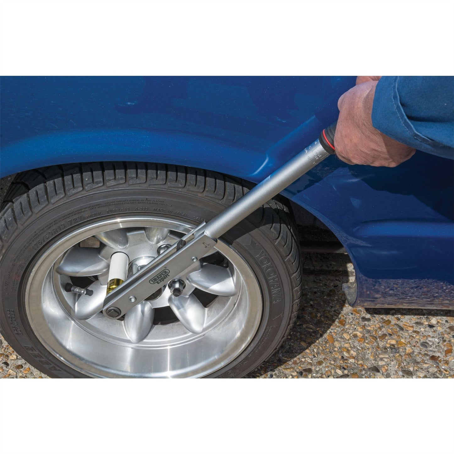 Draper 1/2" Sq. Dr. 'Push Through' Torque Wrench With a Torquing Range of 50-225 - 83317