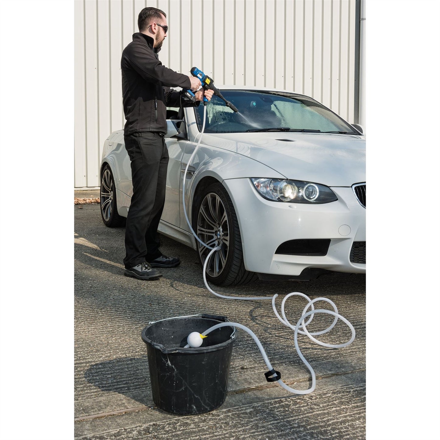 Draper 97533 RECHARGABLE 20V Pressure Washer Kit Use with Bucket no hose needed