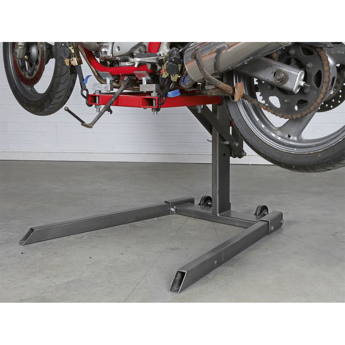 Sealey Single Post Hydraulic Motorcycle Lift 450kg Capacity MCL500